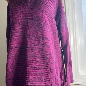 Ellen Tracy Burgandy Blouse